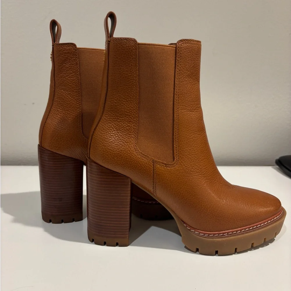 Tory Burch Tan Leather Ankle Booties - Picture 4 of 8